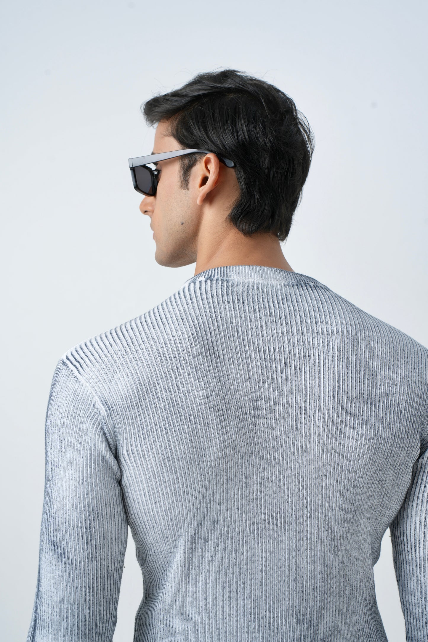 WHITE WASHED RIBBED SWEATSHIRT