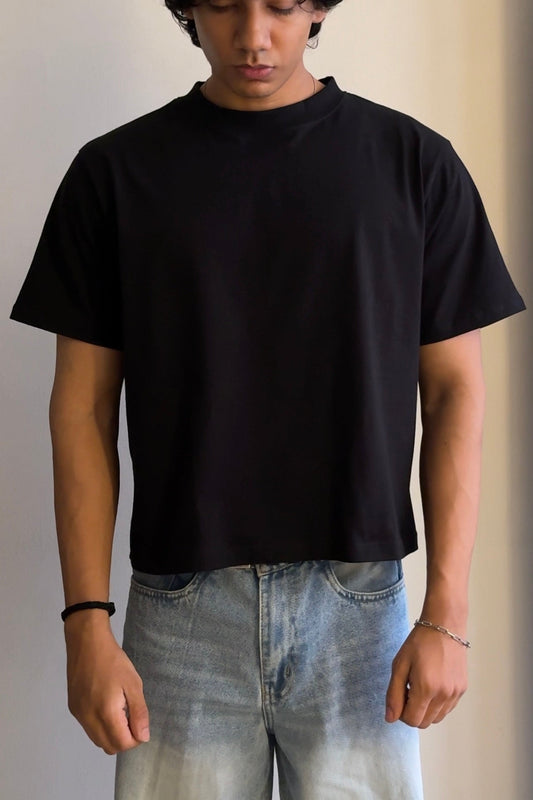 BLACK CROPPED T-SHIRT