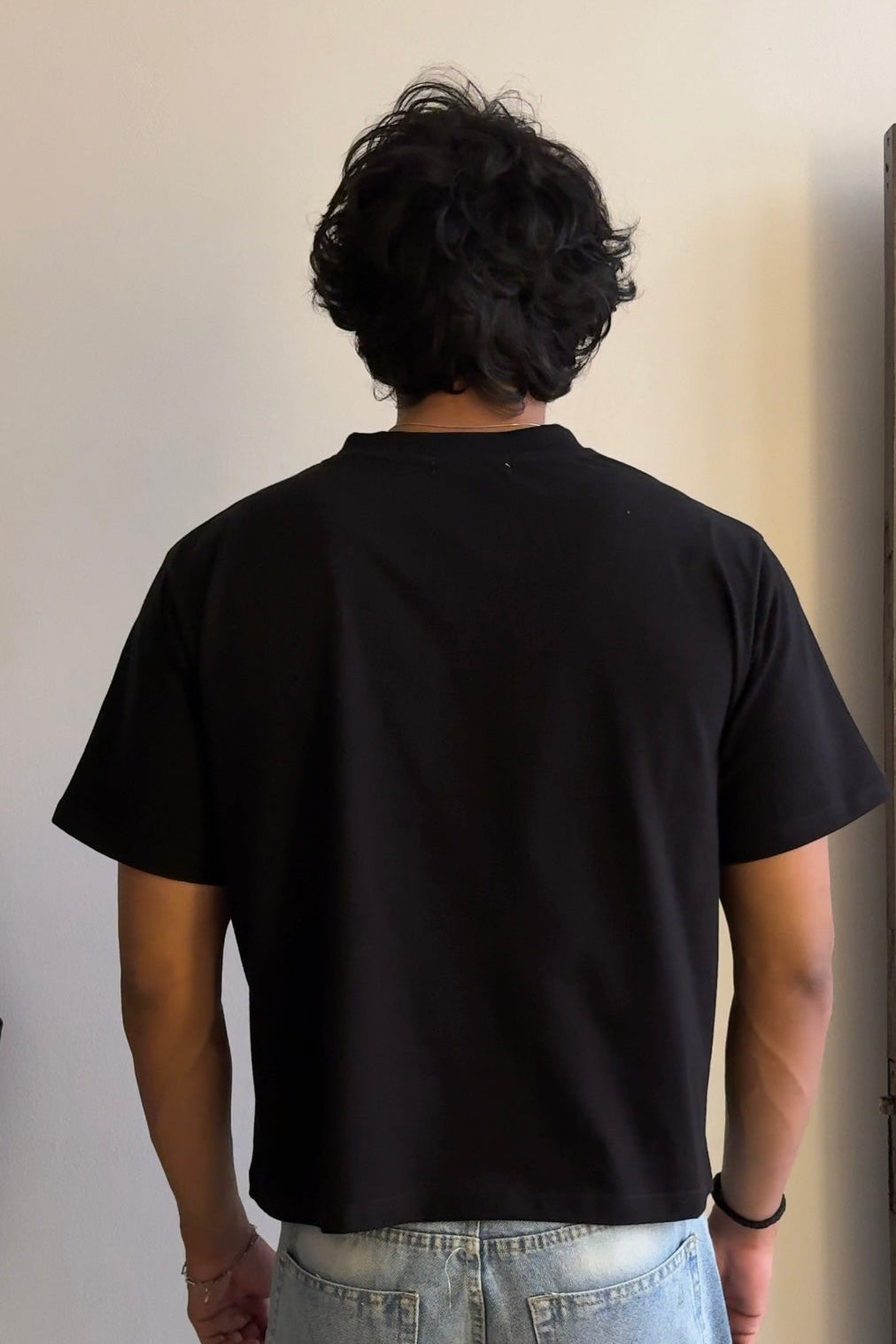 BLACK CROPPED T-SHIRT